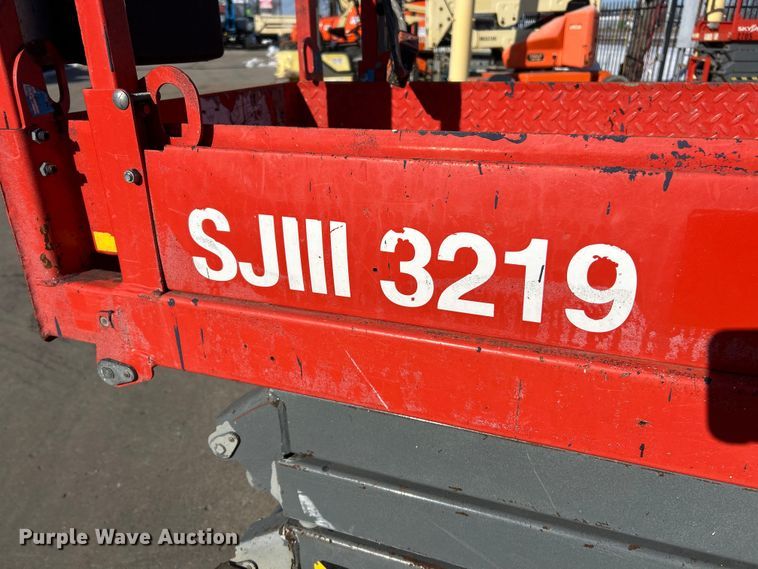 image for item ET6947 2008 Skyjack SJIII 3219 scissor lift