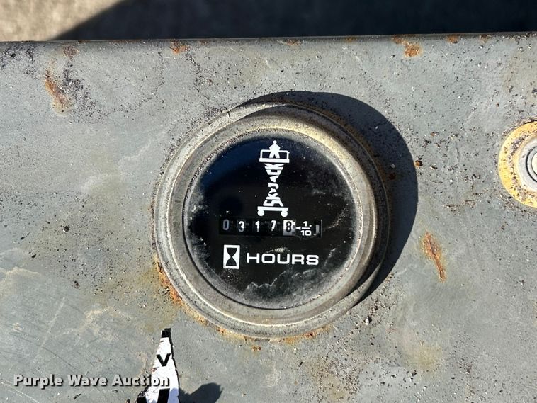 image for item ET6947 2008 Skyjack SJIII 3219 scissor lift