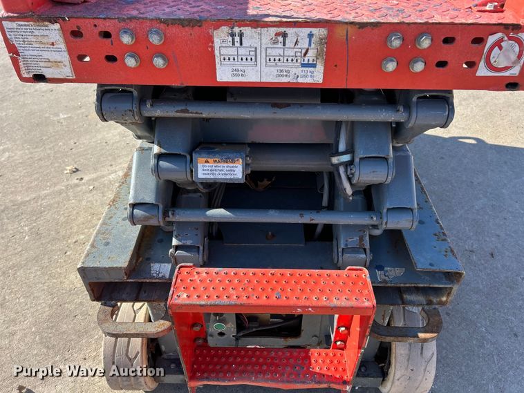 image for item ET6947 2008 Skyjack SJIII 3219 scissor lift