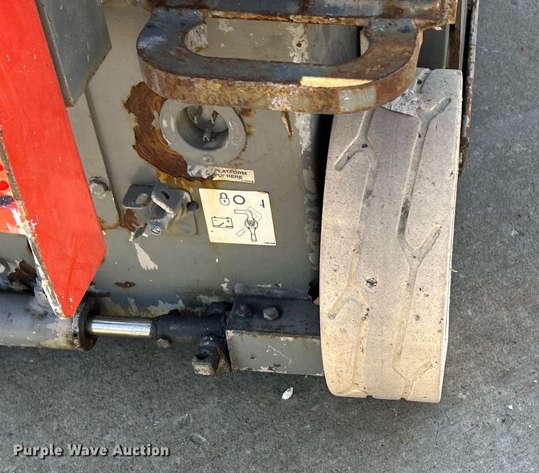 image for item ET6947 2008 Skyjack SJIII 3219 scissor lift