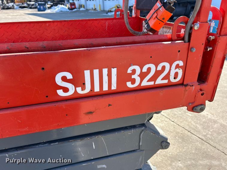 image for item ET6948 2008 Skyjack SJIII 3226 scissor lift