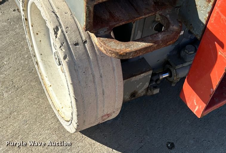 image for item ET6948 2008 Skyjack SJIII 3226 scissor lift