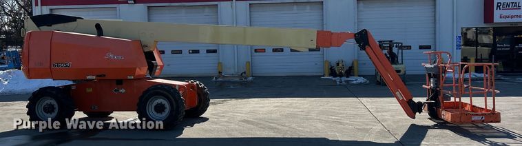 image for item ET6949 2006 JLG 660SJ boom lift