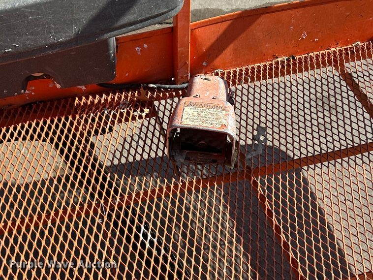 image for item ET6949 2006 JLG 660SJ boom lift