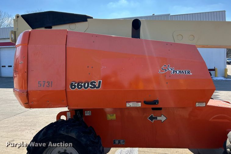 image for item ET6949 2006 JLG 660SJ boom lift