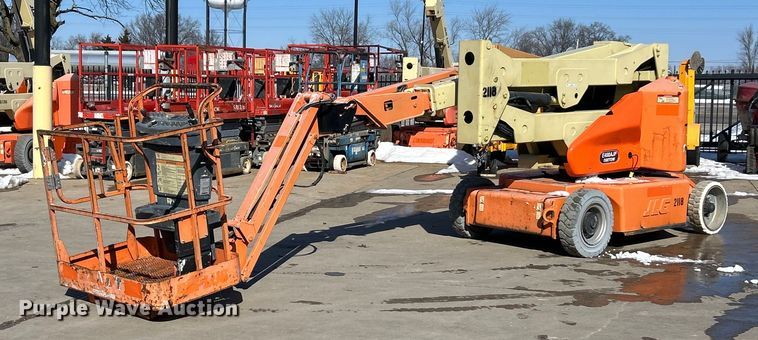 image for item ET6950 2007 JLG E400AJP Narrow boom lift