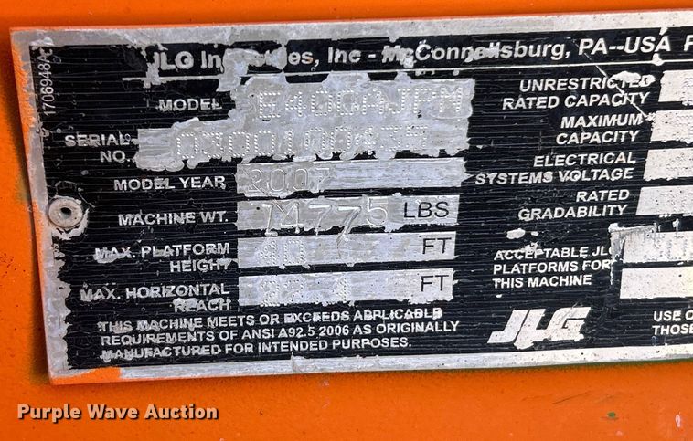 image for item ET6950 2007 JLG E400AJP Narrow boom lift