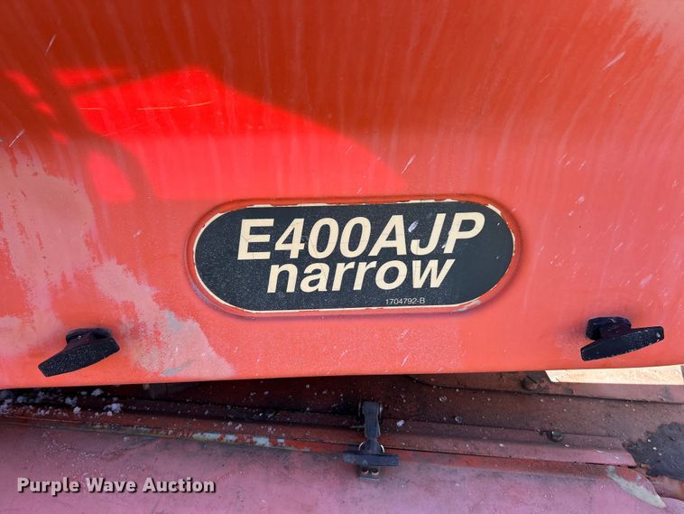 image for item ET6951 2007 JLG E400AJP Narrow boom lift