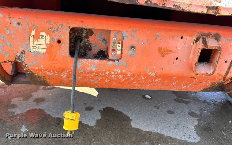 image for item ET6951 2007 JLG E400AJP Narrow boom lift