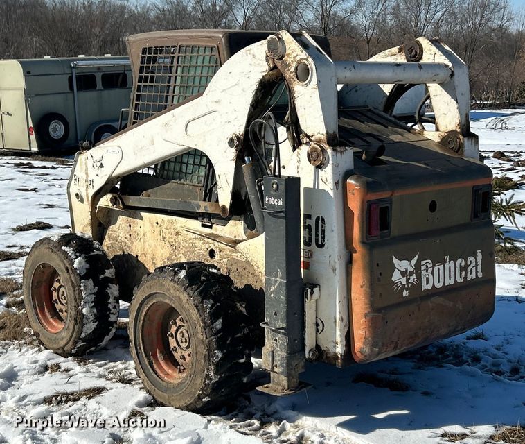 image for item ET6952 2003 Bobcat S250 skid steer loader