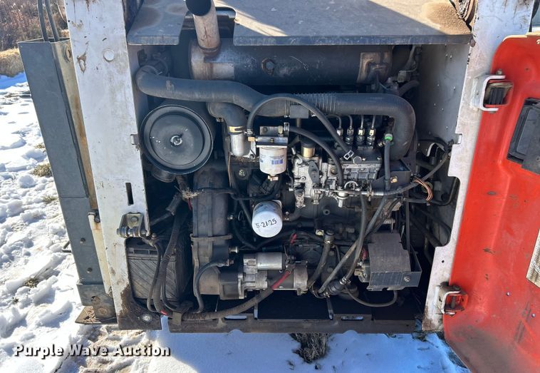 image for item ET6952 2003 Bobcat S250 skid steer loader