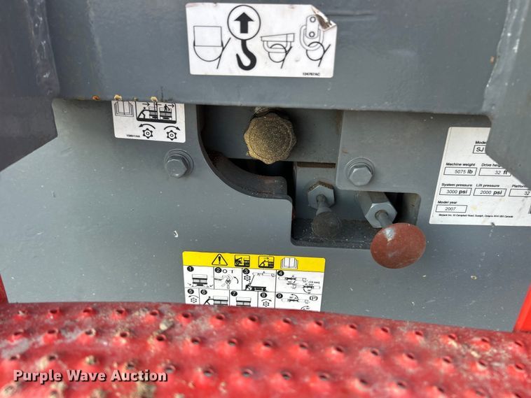 image for item ET6979 2007 Skyjack SJIII 4632 scissor lift