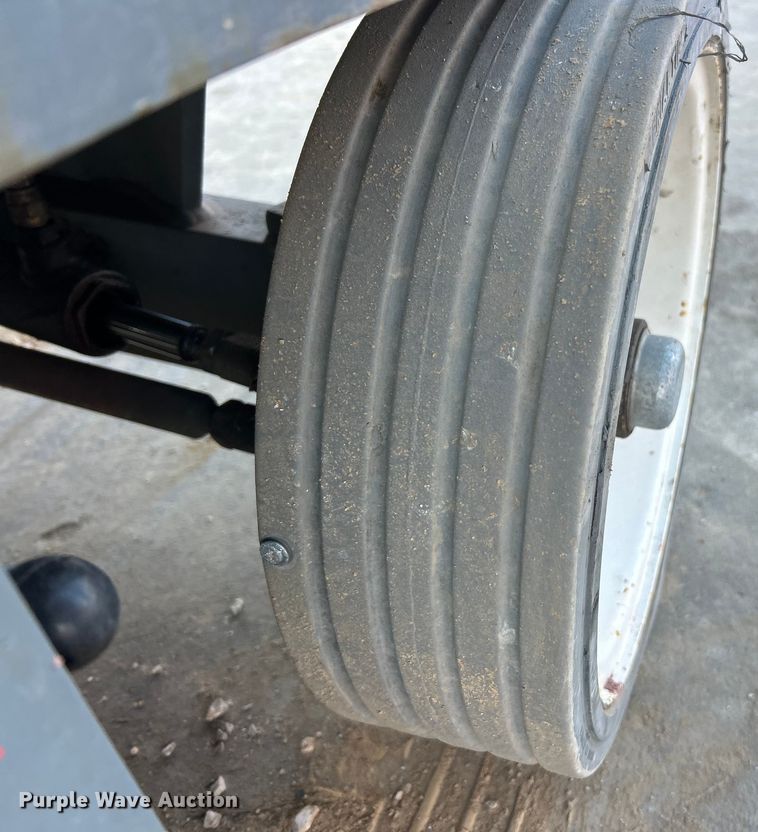 image for item ET6979 2007 Skyjack SJIII 4632 scissor lift