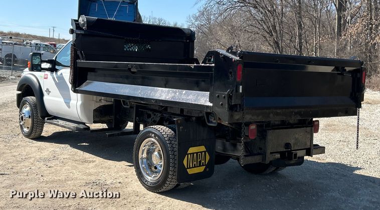 image for item ET6987 2012 Ford F550 Super Duty XL dump truck