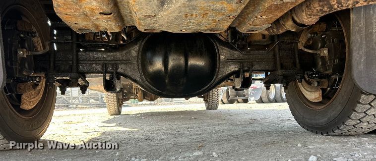 image for item ET6987 2012 Ford F550 Super Duty XL dump truck