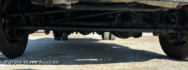 image for item ET6987 2012 Ford F550 Super Duty XL dump truck