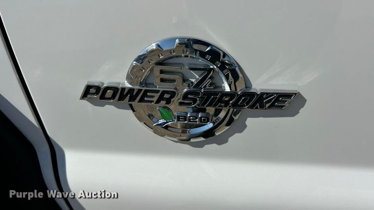 image for item ET6987 2012 Ford F550 Super Duty XL dump truck