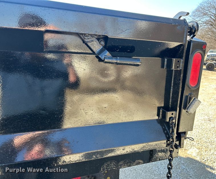 image for item ET6987 2012 Ford F550 Super Duty XL dump truck