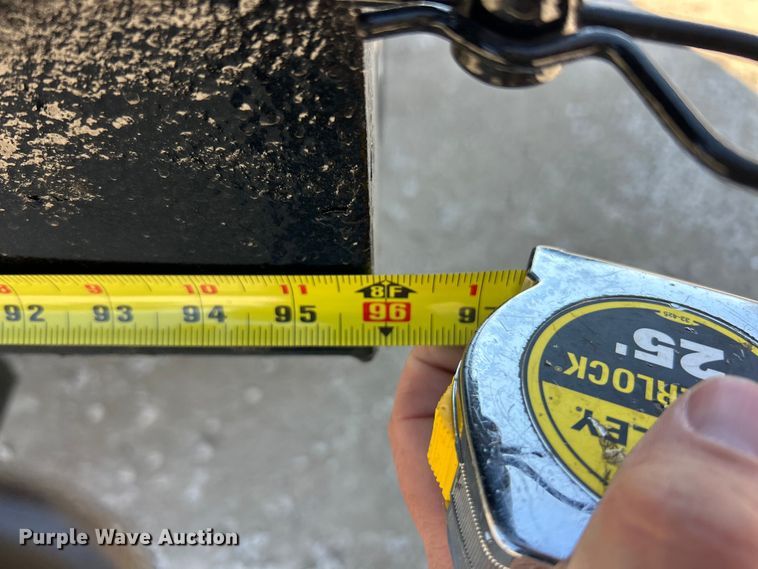 image for item ET6987 2012 Ford F550 Super Duty XL dump truck