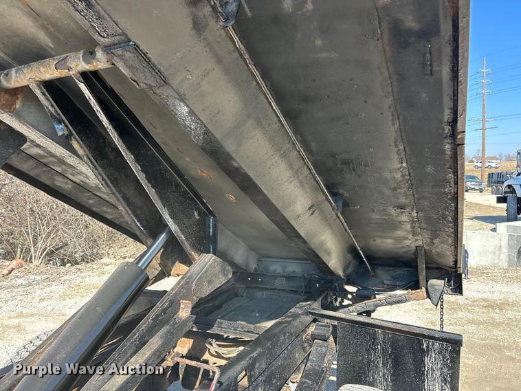 image for item ET6987 2012 Ford F550 Super Duty XL dump truck