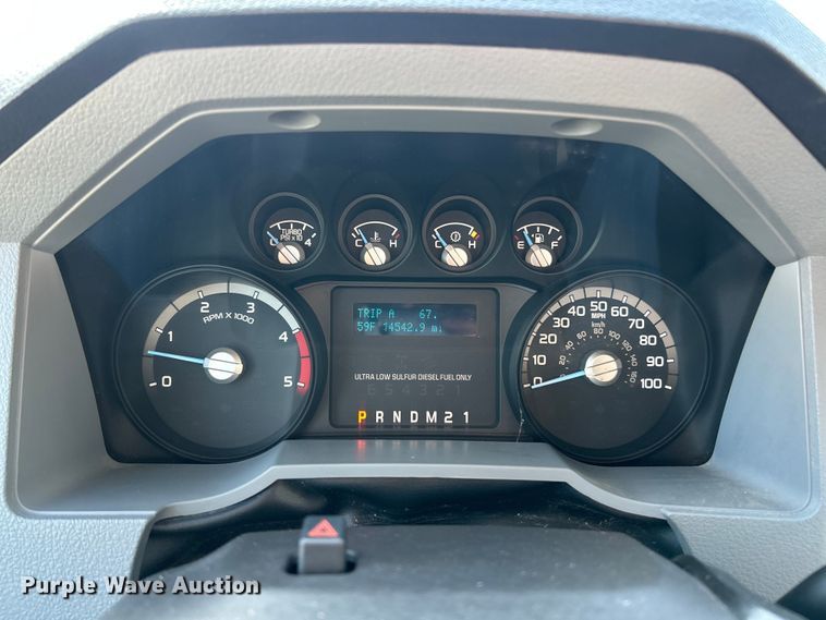 image for item ET6987 2012 Ford F550 Super Duty XL dump truck