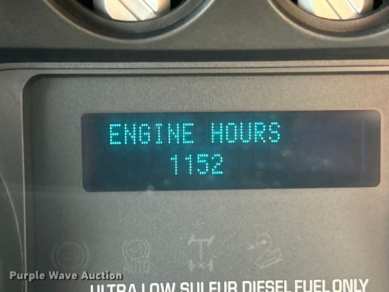 image for item ET6987 2012 Ford F550 Super Duty XL dump truck