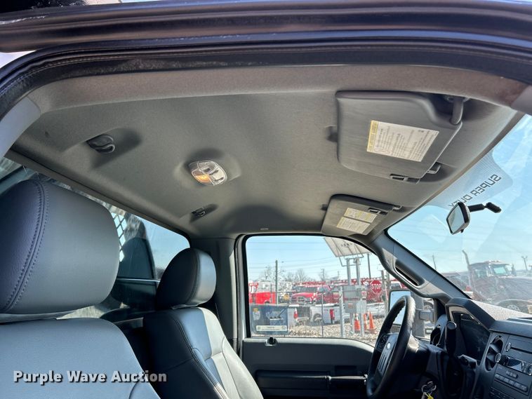 image for item ET6987 2012 Ford F550 Super Duty XL dump truck