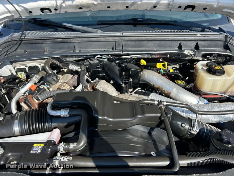 image for item ET6987 2012 Ford F550 Super Duty XL dump truck