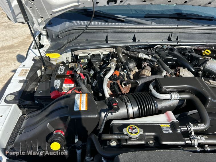 image for item ET6987 2012 Ford F550 Super Duty XL dump truck