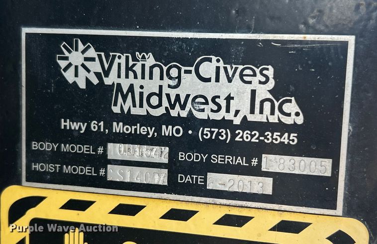 image for item ET6992 2014 International 7500 dump truck