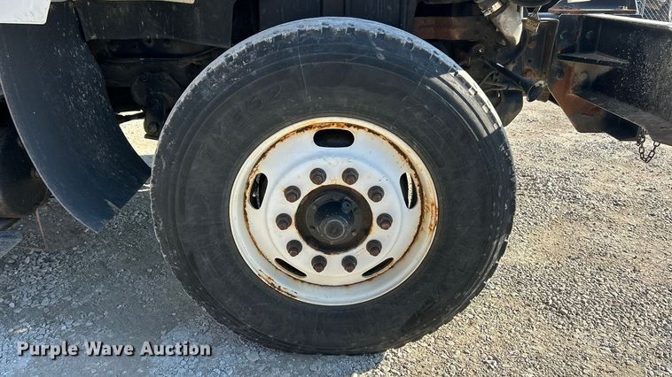 image for item ET6992 2014 International 7500 dump truck