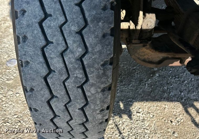 image for item ET6992 2014 International 7500 dump truck