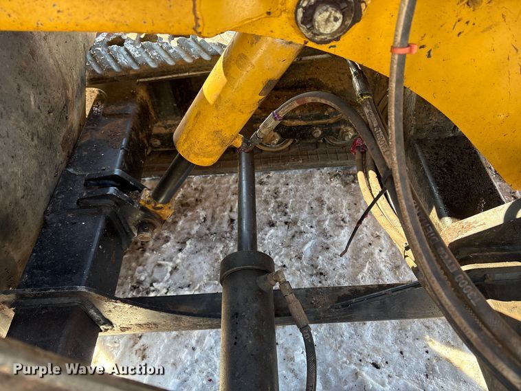 image for item ET8647 2023 Vermeer SC70TX stump grinder