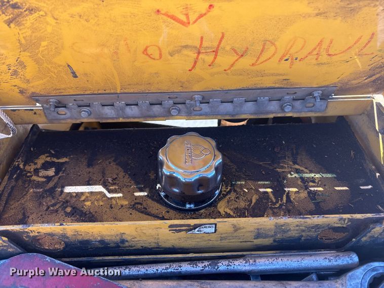 image for item ET8647 2023 Vermeer SC70TX stump grinder