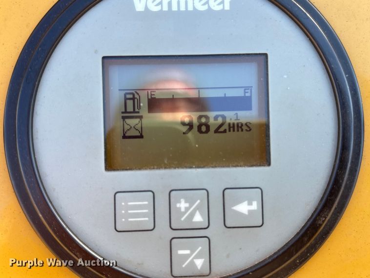 image for item ET8647 2023 Vermeer SC70TX stump grinder