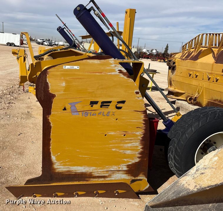 image for item EU4836 2021 K-TEC 1814FX land leveler