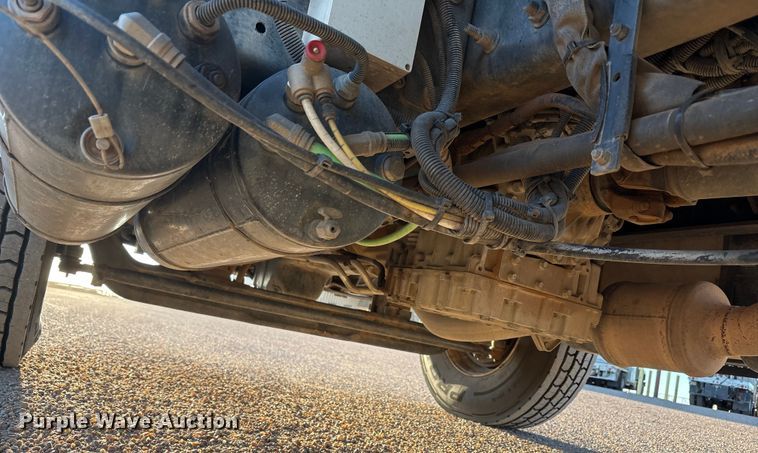 image for item EU4847 2013 International 4400 SBA bucket truck