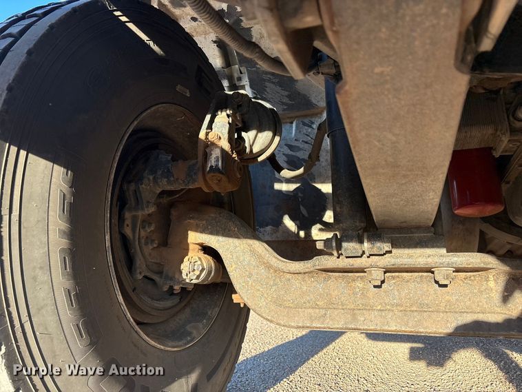 image for item EU4847 2013 International 4400 SBA bucket truck