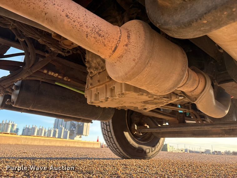 image for item EU4847 2013 International 4400 SBA bucket truck