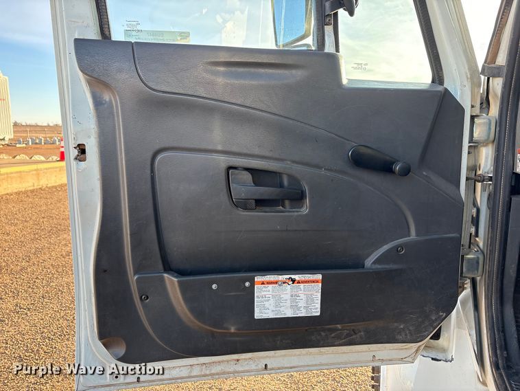 image for item EU4847 2013 International 4400 SBA bucket truck