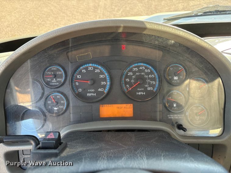 image for item EU4847 2013 International 4400 SBA bucket truck