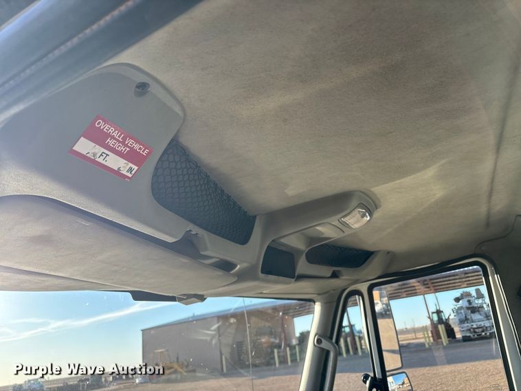 image for item EU4847 2013 International 4400 SBA bucket truck