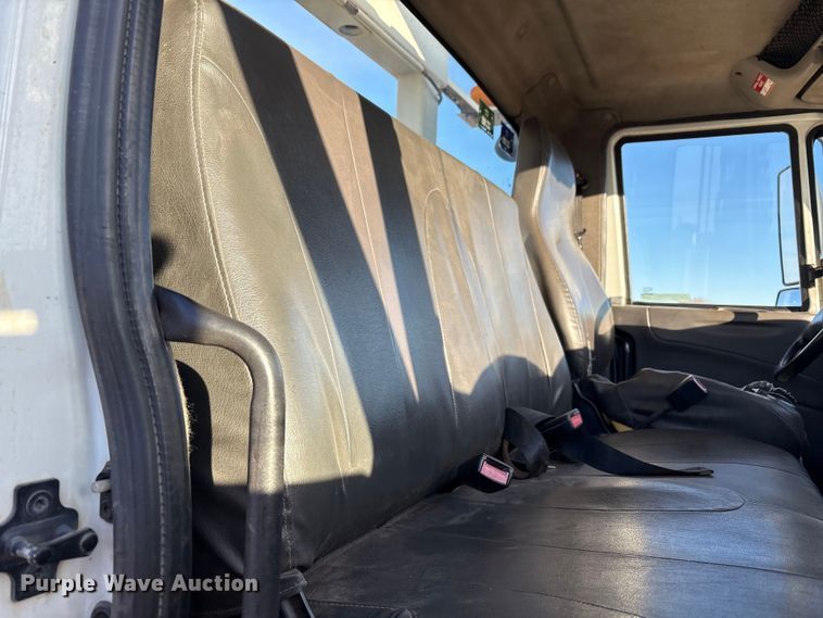 image for item EU4847 2013 International 4400 SBA bucket truck