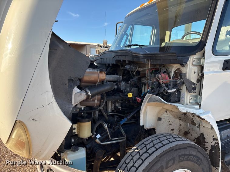 image for item EU4847 2013 International 4400 SBA bucket truck