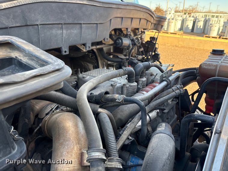 image for item EU4847 2013 International 4400 SBA bucket truck