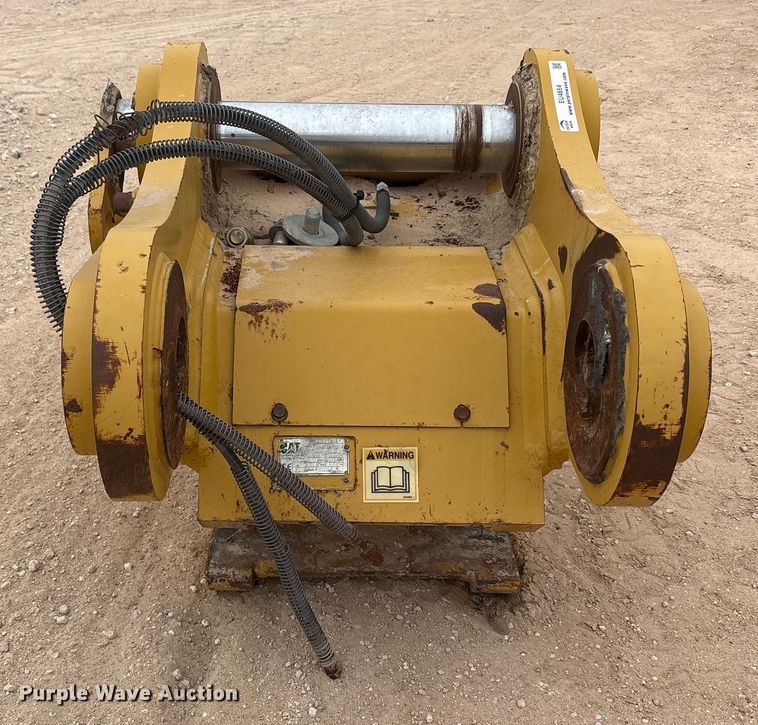 image for item EU4854 2018 Caterpillar 349TB excavator quick coupler