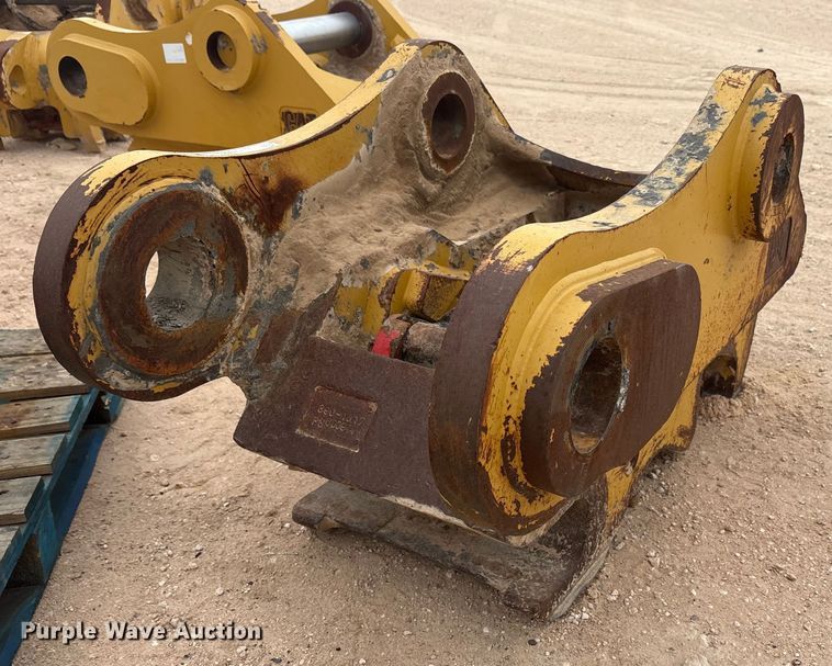 image for item EU4855 Caterpillar excavator quick coupler