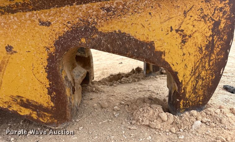 image for item EU4855 Caterpillar excavator quick coupler