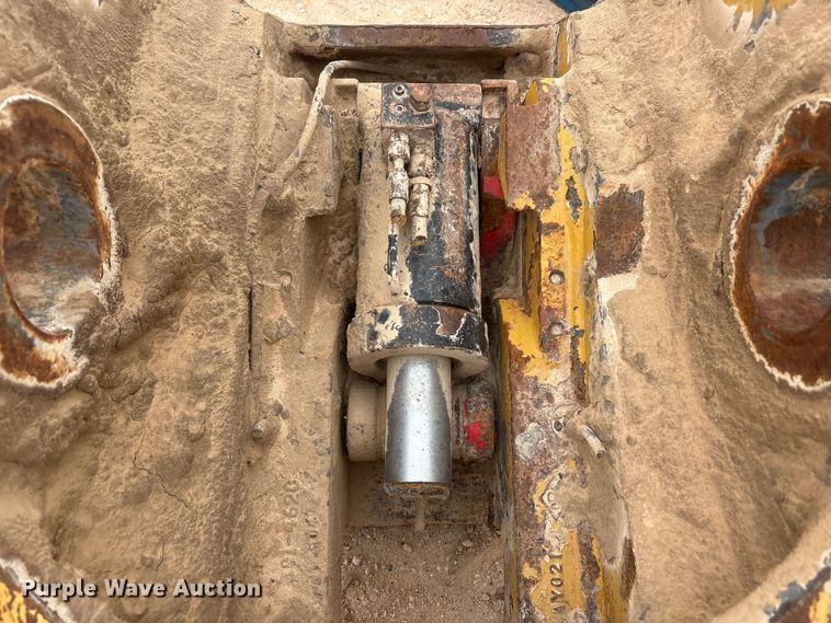 image for item EU4855 Caterpillar excavator quick coupler