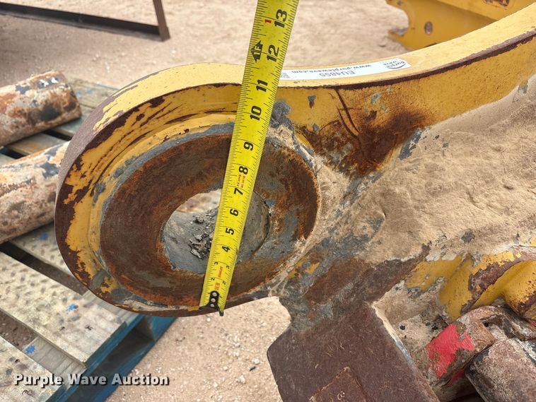 image for item EU4855 Caterpillar excavator quick coupler